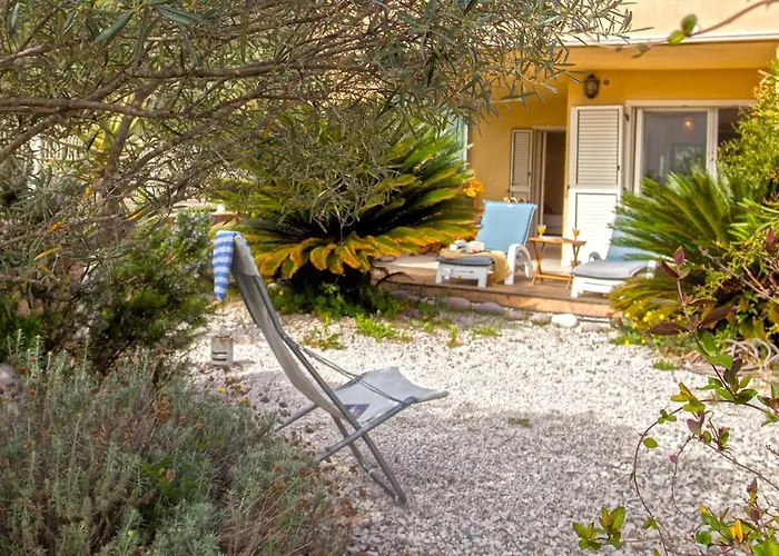 Casa Linda Au Calme Avec Jardin A 900 M Plage Port Et Centre De Calvi